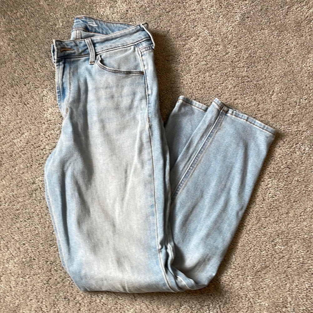 Old Navy High Rise Wow Straight Jeans